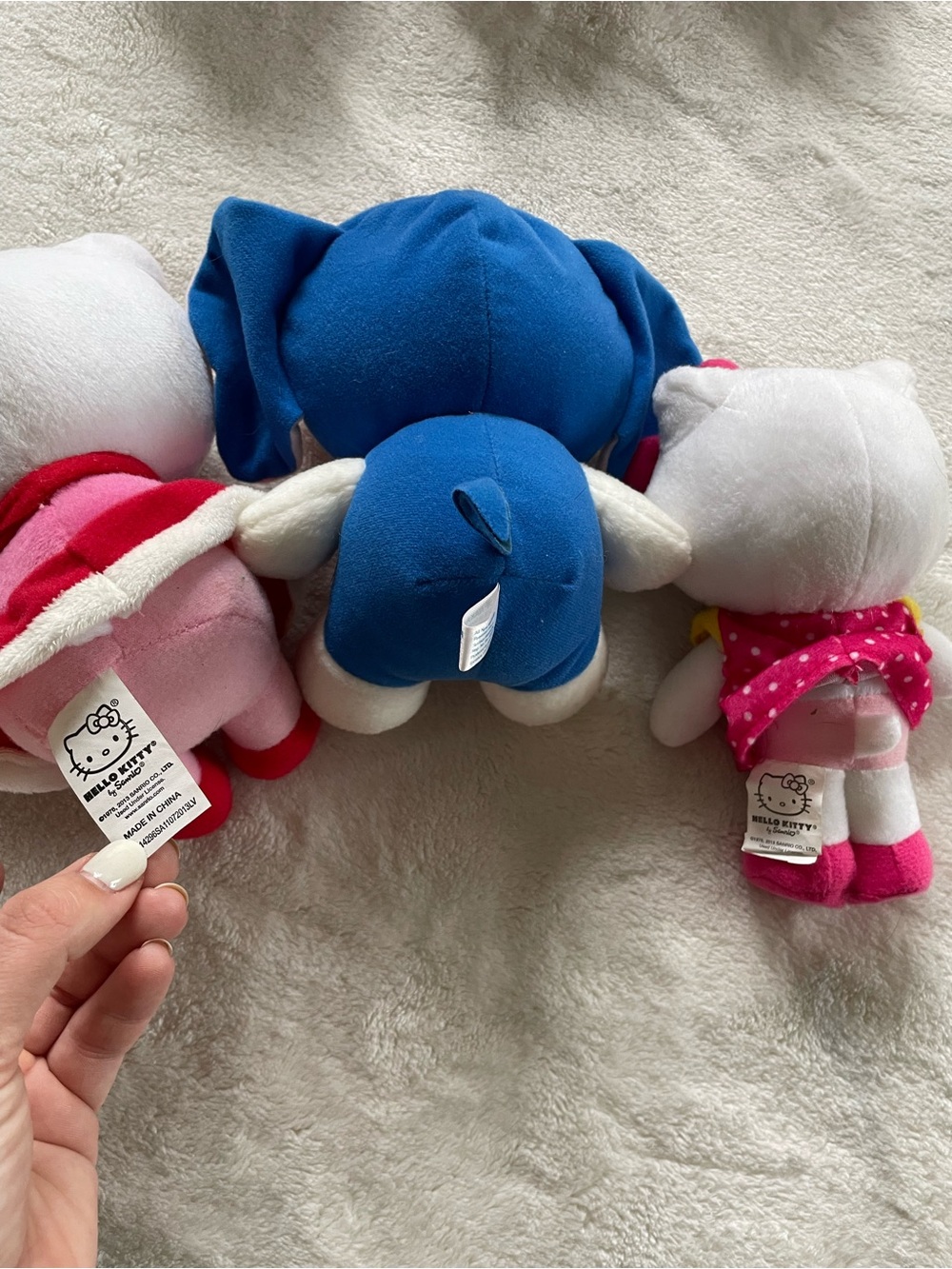 Bundle of Eleven (11) Hello Kitty Plushes - Picture 6 of 7
